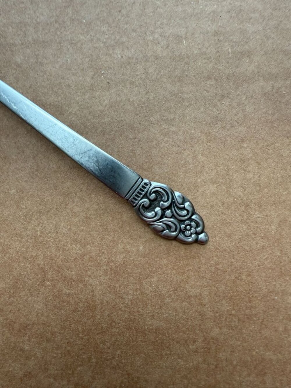 Oneida Community Vinland (Stainless) Pattern Solid Gravy Ladle 7-inch - Picture 3 of 6